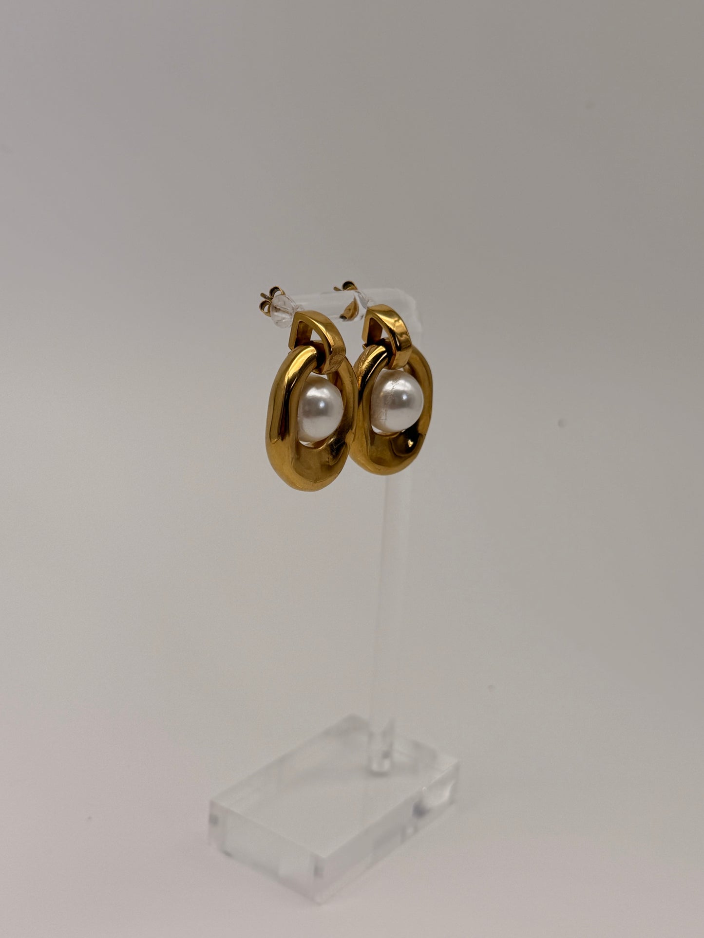 The Oyster Drop Earrings