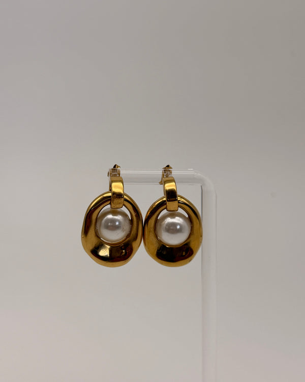 The Oyster Drop Earrings