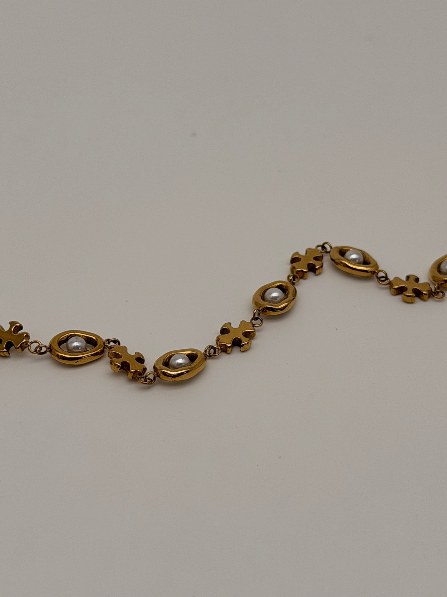 The Paros Pearl Bracelet