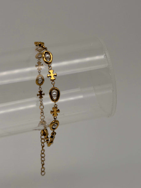 The Paros Pearl Bracelet